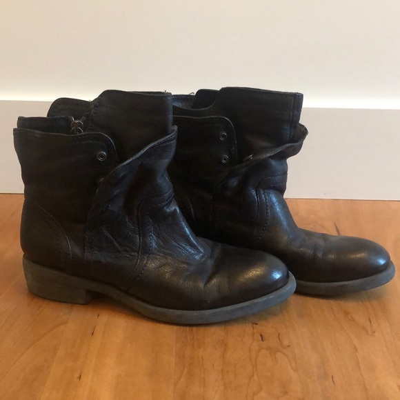 Vera Wang Italian Leather Boots Size 9 - Picture 4 of 7